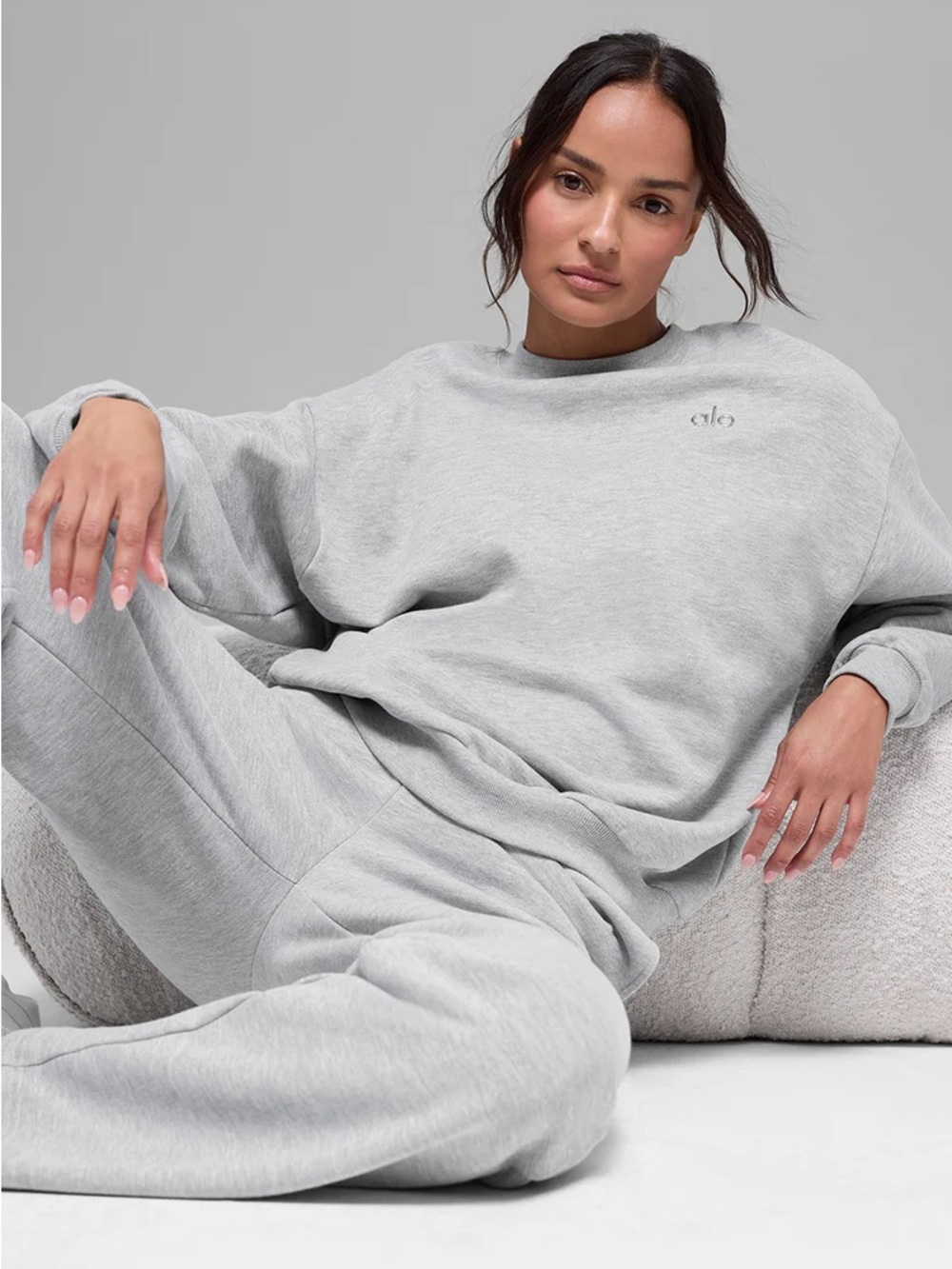 ALO Accolade Crew Neck Pullover Heather Grey- Small - Picture 4 of 5